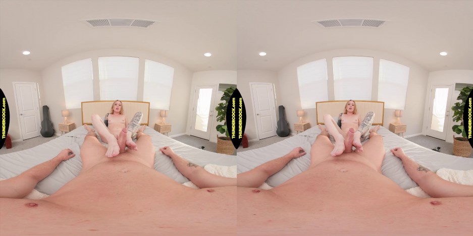 Naughty America VR with Taylor Rae in Taylor Rae takes her neighbor's thunderous cock to stop her him and her husbands constant arguing - VR